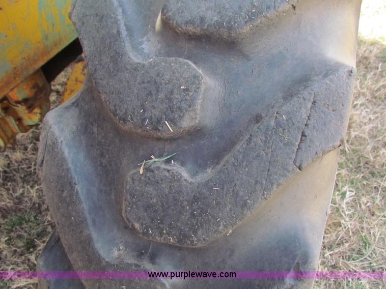 image for item H7277 Caterpillar 12 motor grader