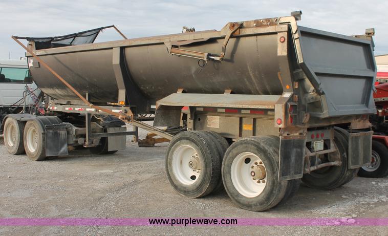 image for item H8416 1998 Travis barrel end dump trailer