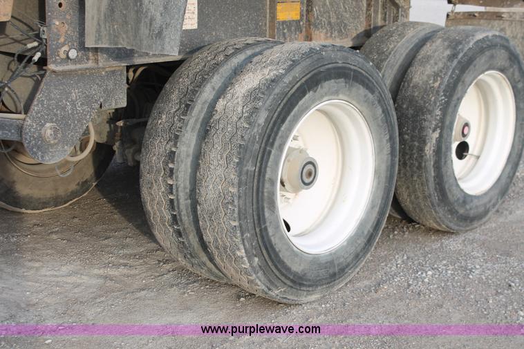 image for item H8416 1998 Travis barrel end dump trailer