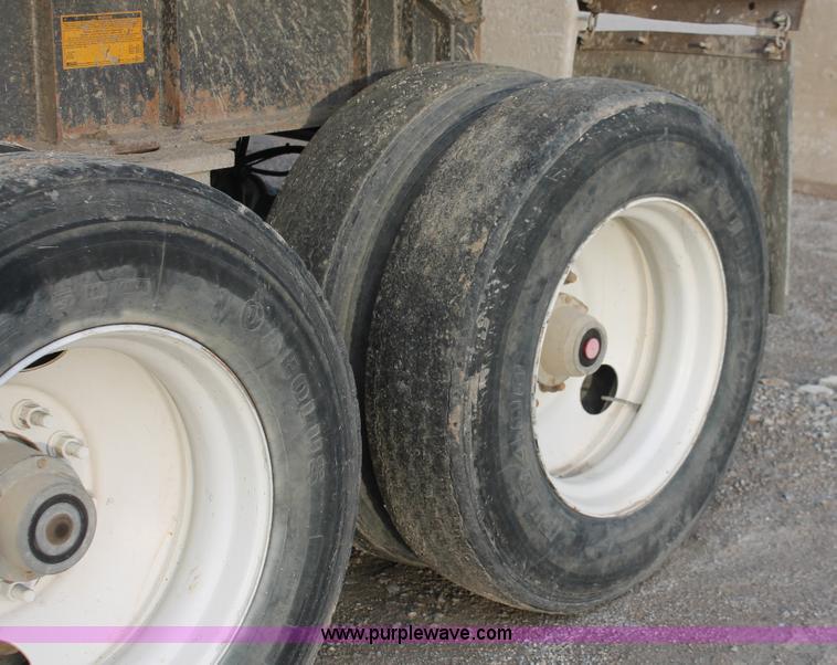 image for item H8416 1998 Travis barrel end dump trailer