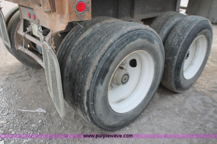 image for item H8416 1998 Travis barrel end dump trailer