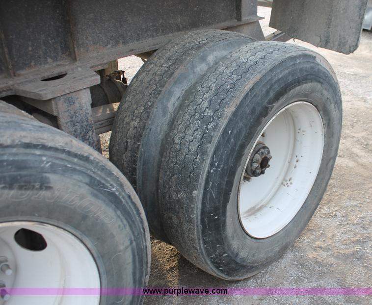 image for item H8416 1998 Travis barrel end dump trailer