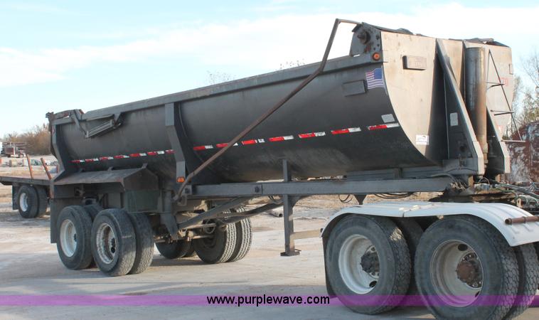 image for item H8418 1998 Travis barrel end dump trailer