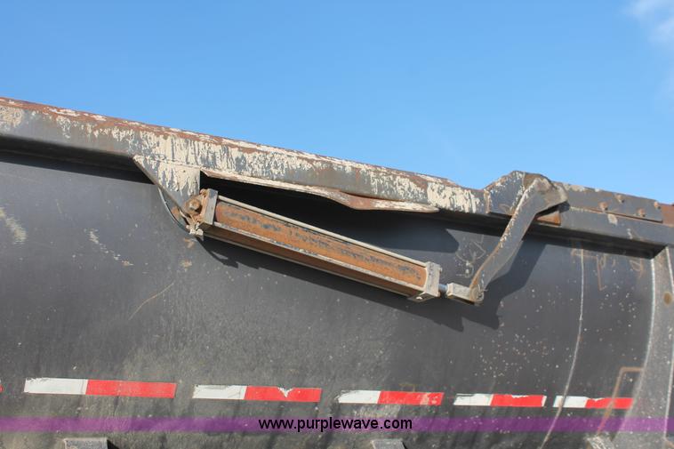 image for item H8418 1998 Travis barrel end dump trailer