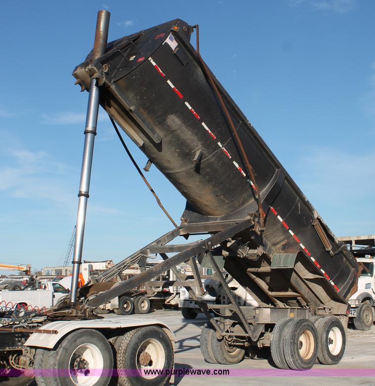 image for item H8418 1998 Travis barrel end dump trailer