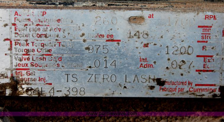 image for item H8419 1992 Peterbilt 357 dump truck