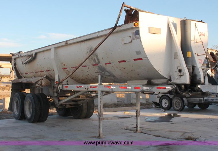 image for item H8420 1998 Travis barrel end dump trailer