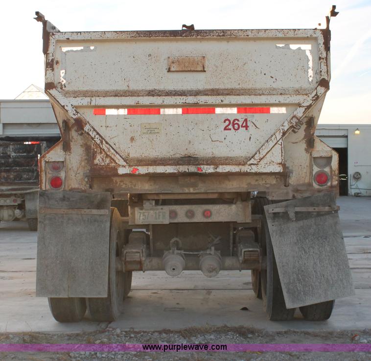 image for item H8420 1998 Travis barrel end dump trailer