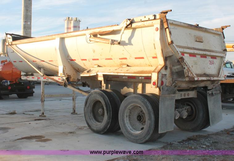 image for item H8420 1998 Travis barrel end dump trailer