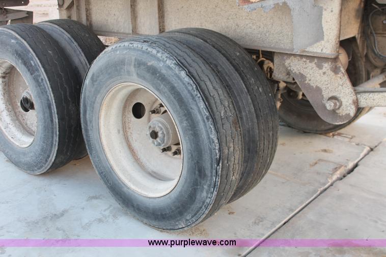 image for item H8420 1998 Travis barrel end dump trailer