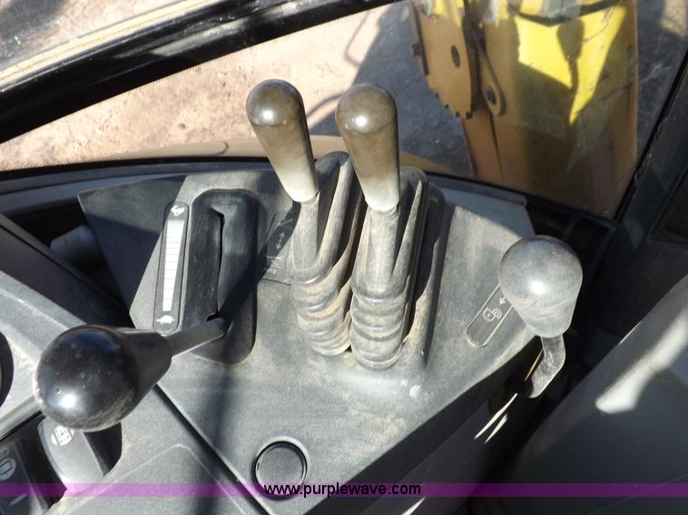 image for item I8255 2007 Caterpillar 420E backhoe