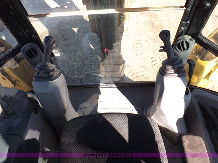 image for item I8255 2007 Caterpillar 420E backhoe