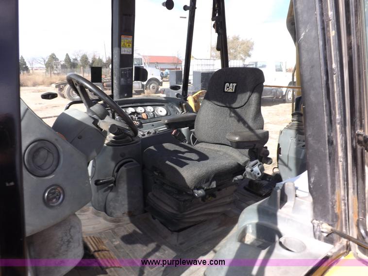 image for item I8256 2006 Caterpillar 420D backhoe