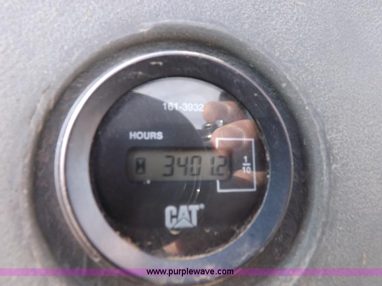 image for item I8256 2006 Caterpillar 420D backhoe