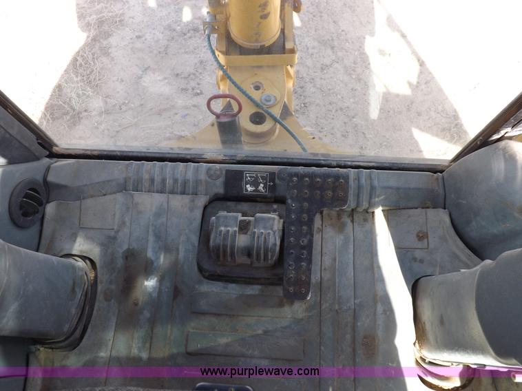 image for item I8256 2006 Caterpillar 420D backhoe