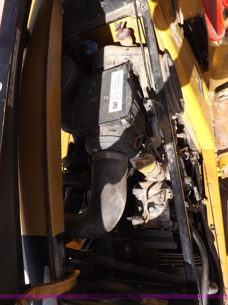 image for item I8256 2006 Caterpillar 420D backhoe