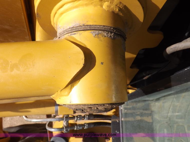image for item I8256 2006 Caterpillar 420D backhoe