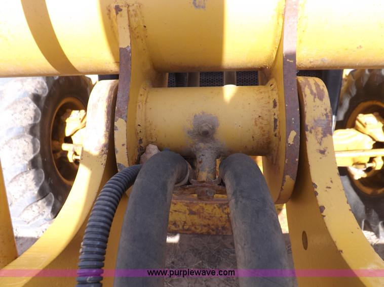 image for item I8256 2006 Caterpillar 420D backhoe