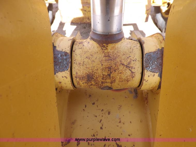 image for item I8256 2006 Caterpillar 420D backhoe