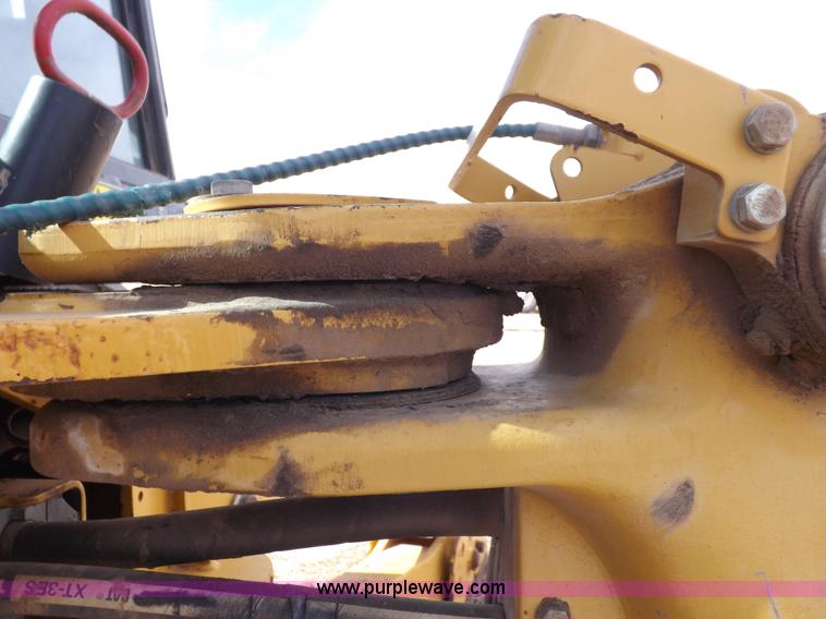 image for item I8256 2006 Caterpillar 420D backhoe