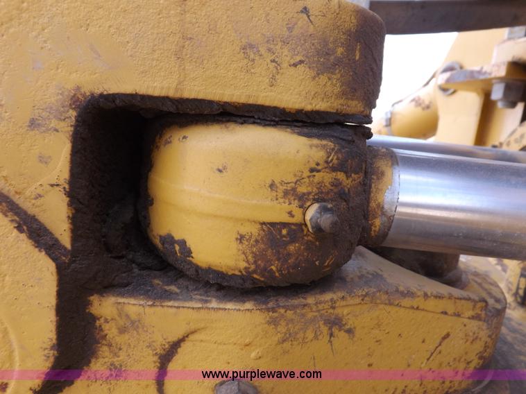 image for item I8256 2006 Caterpillar 420D backhoe