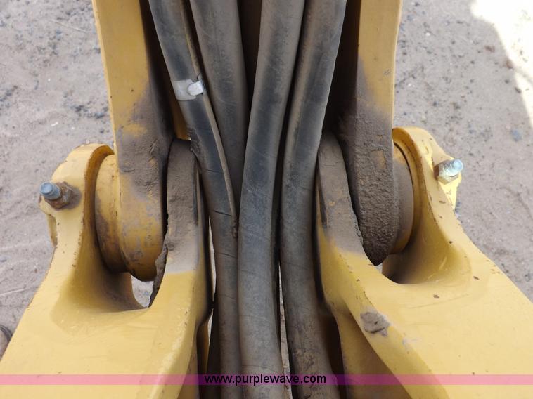 image for item I8256 2006 Caterpillar 420D backhoe