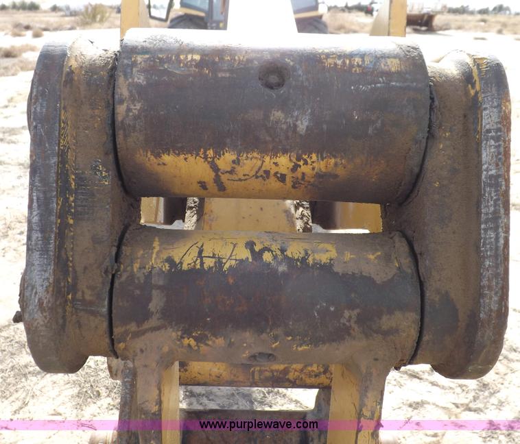 image for item I8256 2006 Caterpillar 420D backhoe