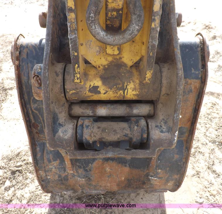 image for item I8256 2006 Caterpillar 420D backhoe