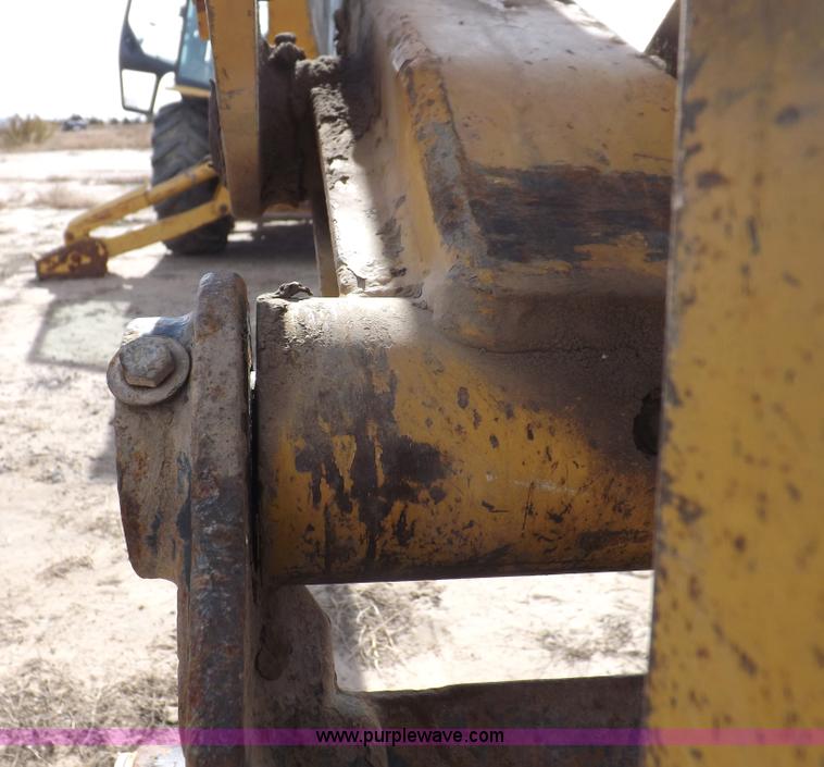 image for item I8256 2006 Caterpillar 420D backhoe