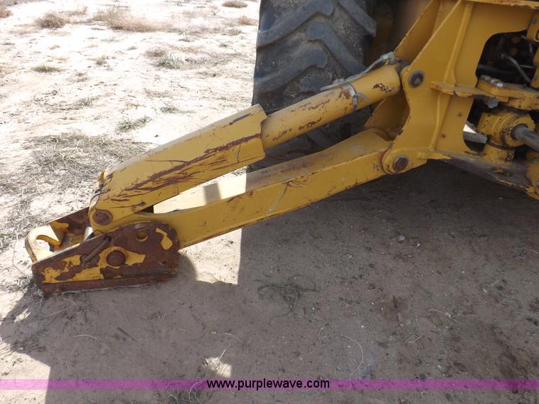 image for item I8256 2006 Caterpillar 420D backhoe