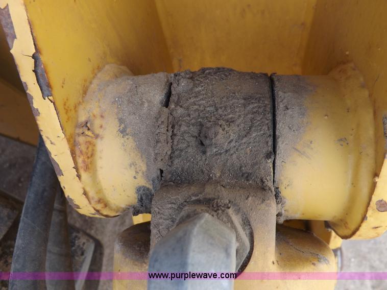 image for item I8256 2006 Caterpillar 420D backhoe