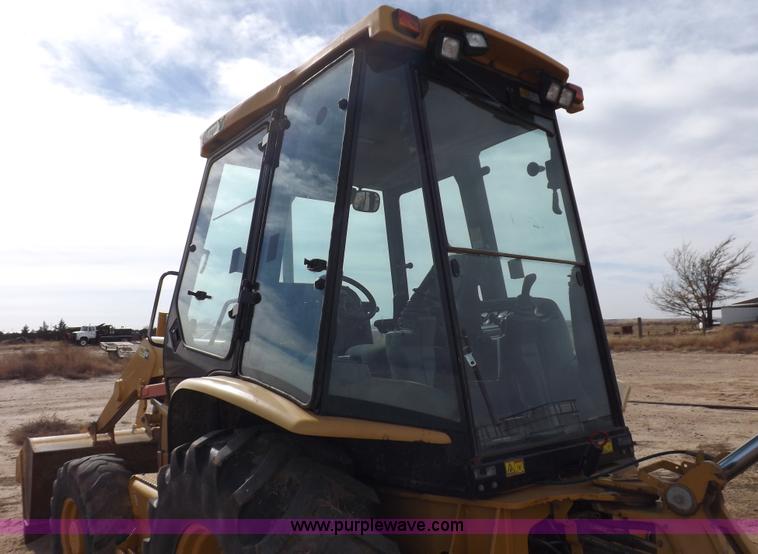 image for item I8256 2006 Caterpillar 420D backhoe