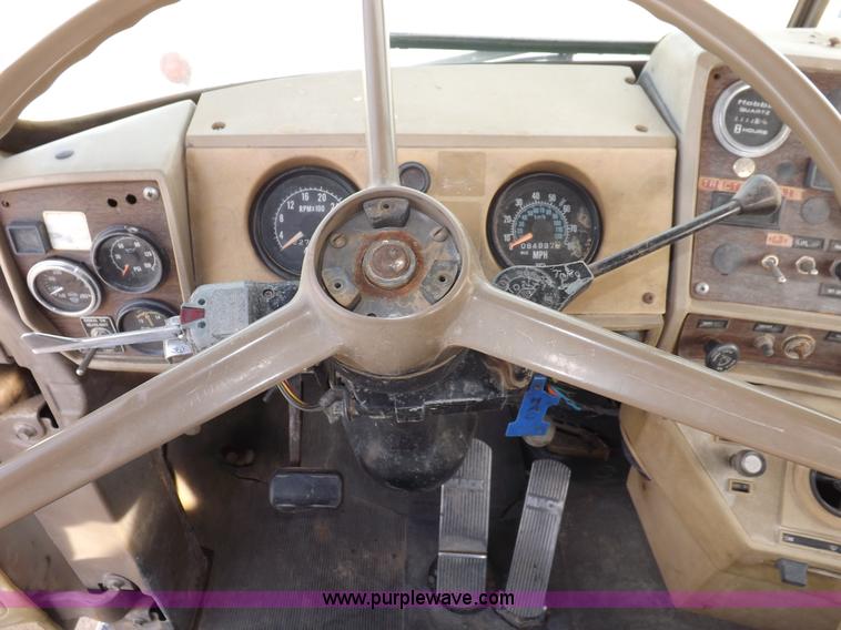 image for item I8329 1986 Mack R688ST oilfield winch truck