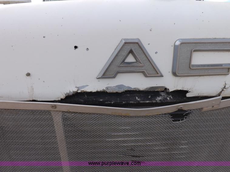 image for item I8329 1986 Mack R688ST oilfield winch truck