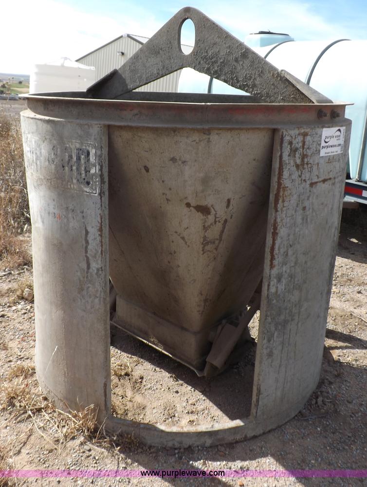 image for item I8394 Gar Bro concrete bucket