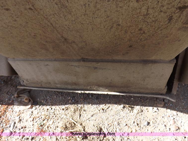 image for item I8394 Gar Bro concrete bucket