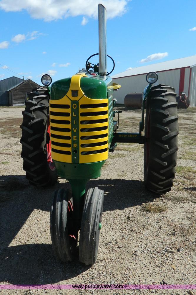 image for item AZ9107 1951 Oliver 66 row crop tractor