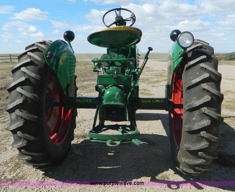 image for item AZ9107 1951 Oliver 66 row crop tractor
