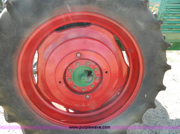 image for item AZ9107 1951 Oliver 66 row crop tractor