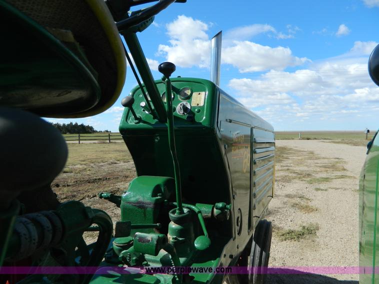 image for item AZ9107 1951 Oliver 66 row crop tractor