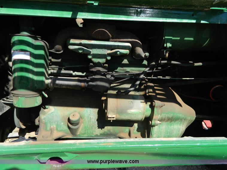 image for item AZ9107 1951 Oliver 66 row crop tractor