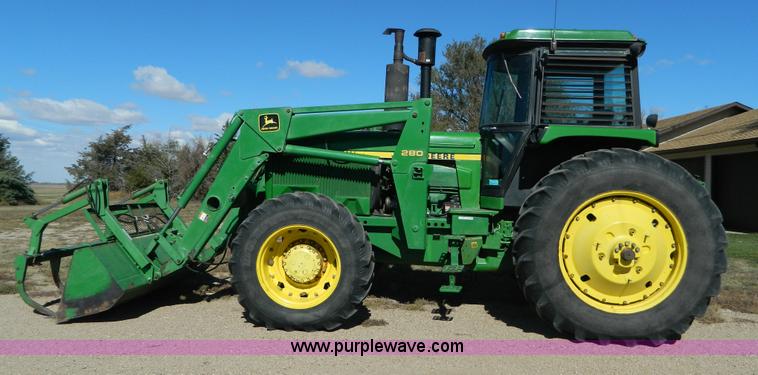 image for item AZ9108 1984 John Deere 4850 MFWD tractor