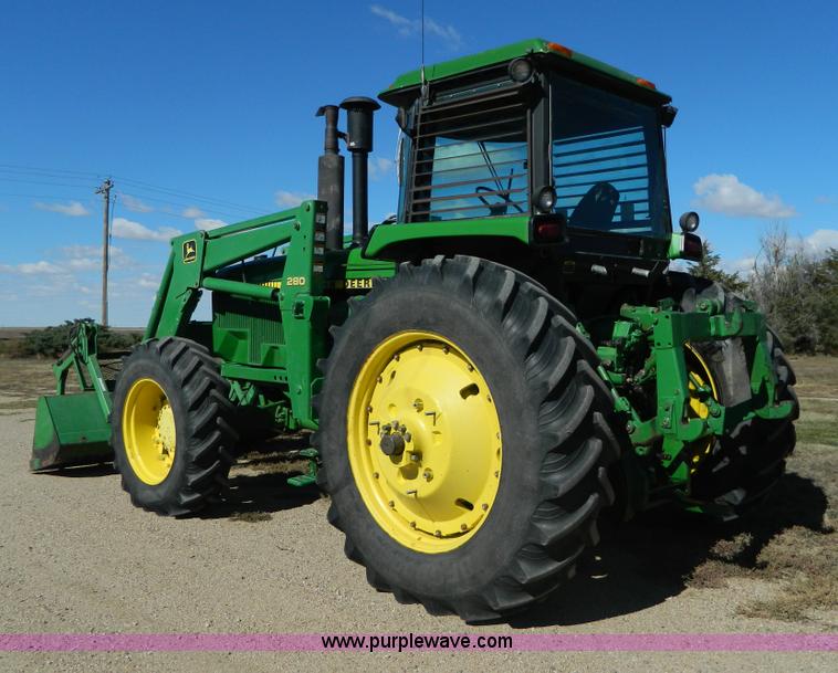 image for item AZ9108 1984 John Deere 4850 MFWD tractor