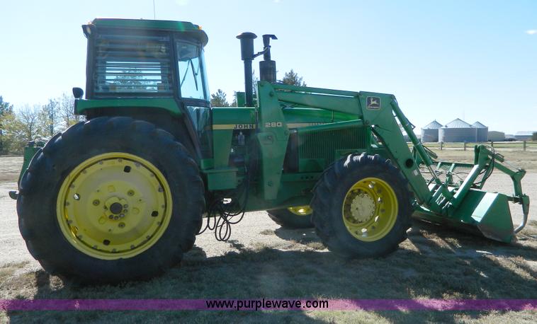 image for item AZ9108 1984 John Deere 4850 MFWD tractor