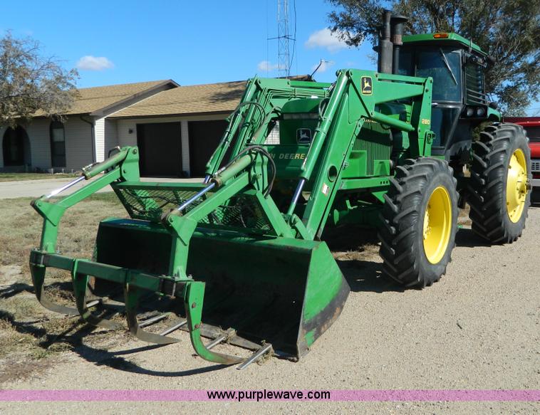 image for item AZ9108 1984 John Deere 4850 MFWD tractor