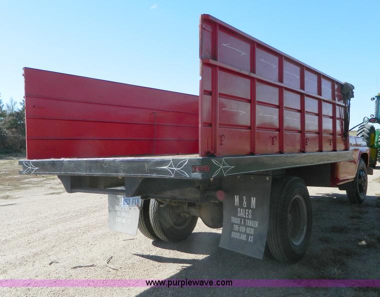 image for item AZ9110 1958 Ford F600 grain truck