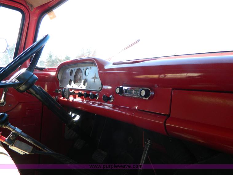 image for item AZ9110 1958 Ford F600 grain truck