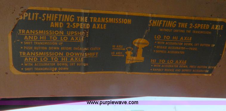 image for item AZ9110 1958 Ford F600 grain truck