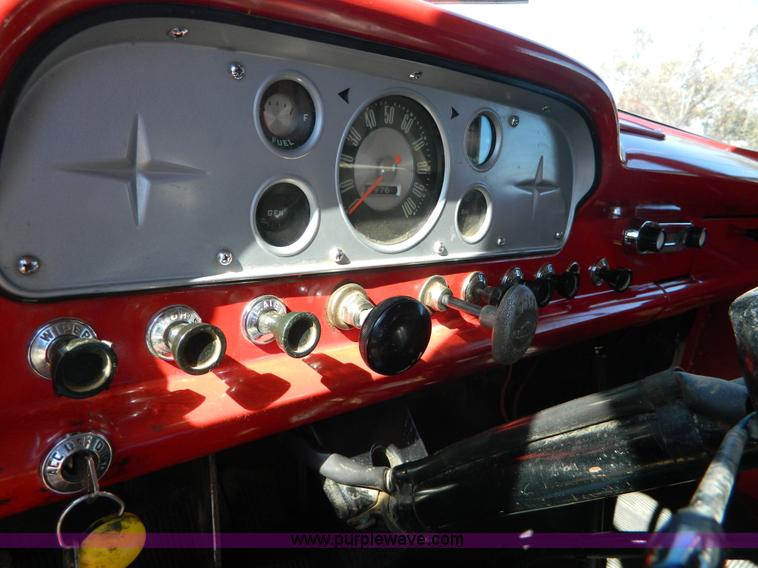image for item AZ9110 1958 Ford F600 grain truck