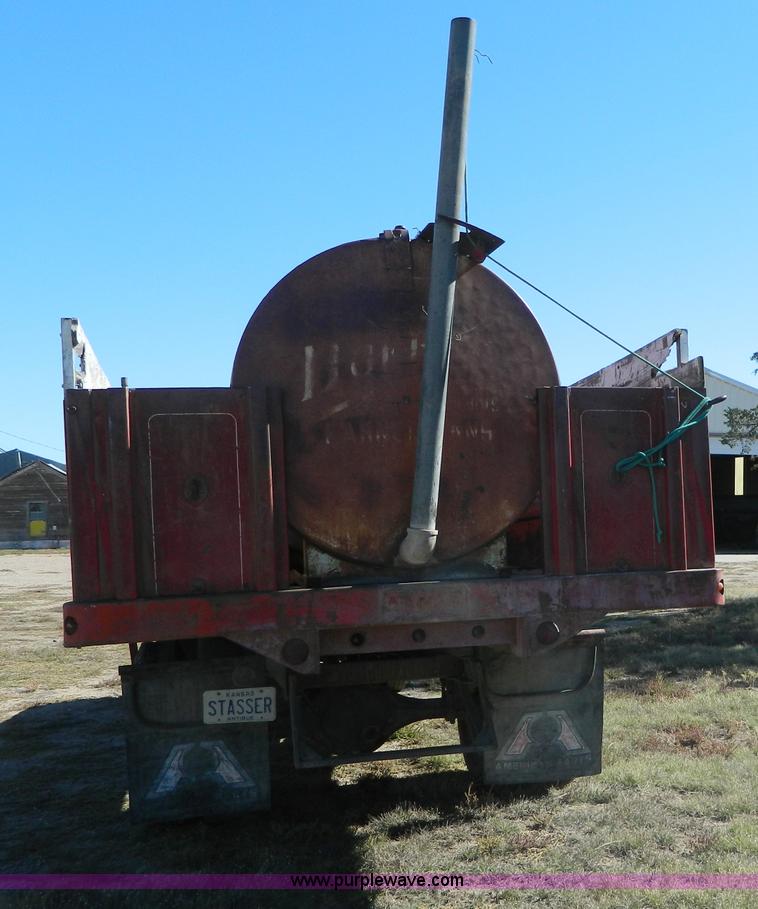 image for item AZ9111 1952 Ford grain truck